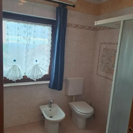 Guest house Malinini Savogna